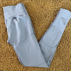 Alphalete Halo leggings